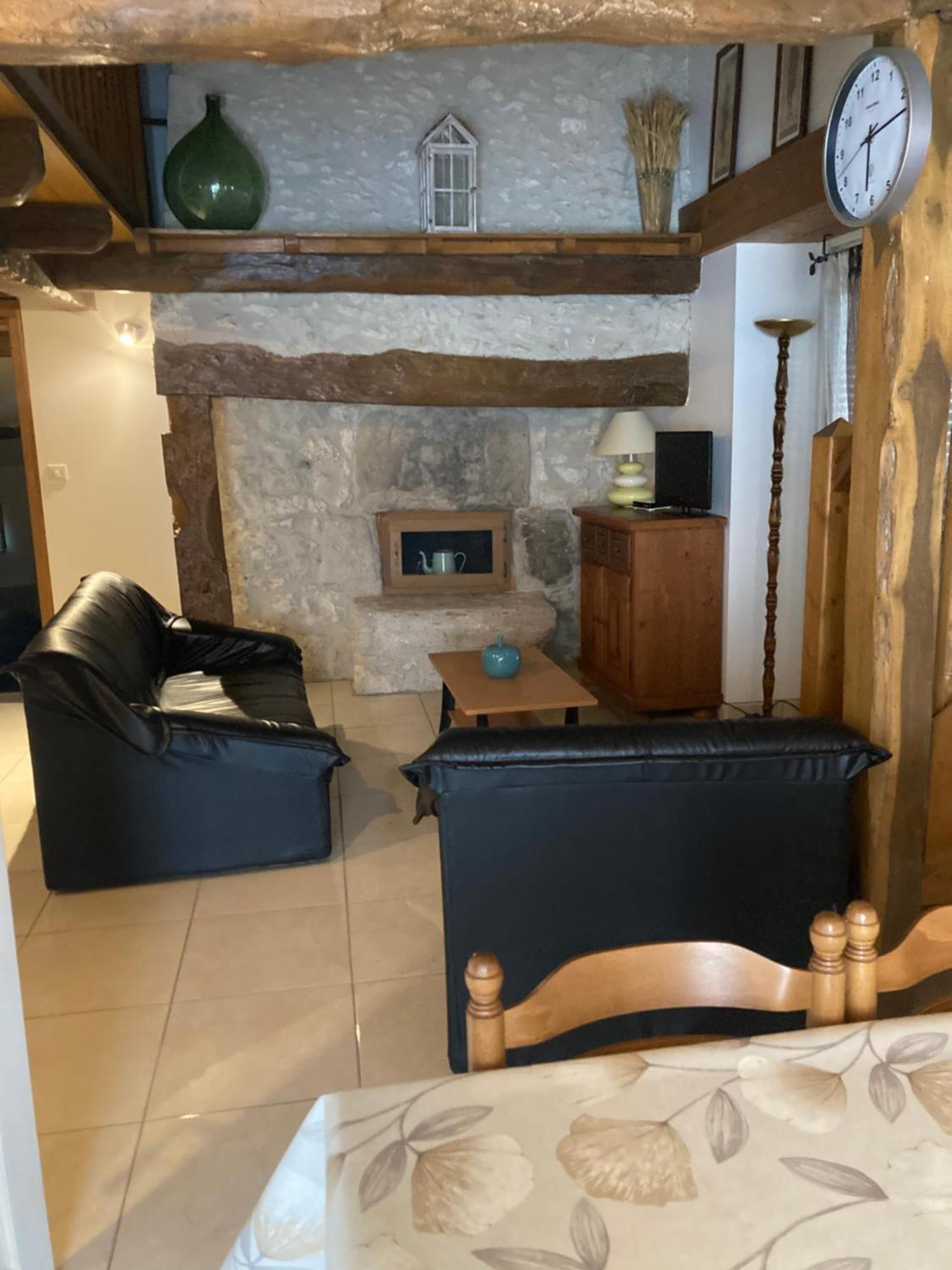 Maison Des Pruniers Massels エクステリア 写真